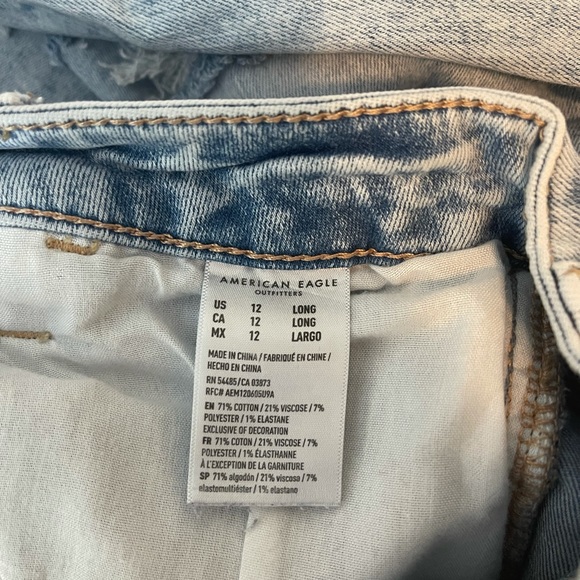 High Waisted Ripped Jeans - Picture 6 of 6